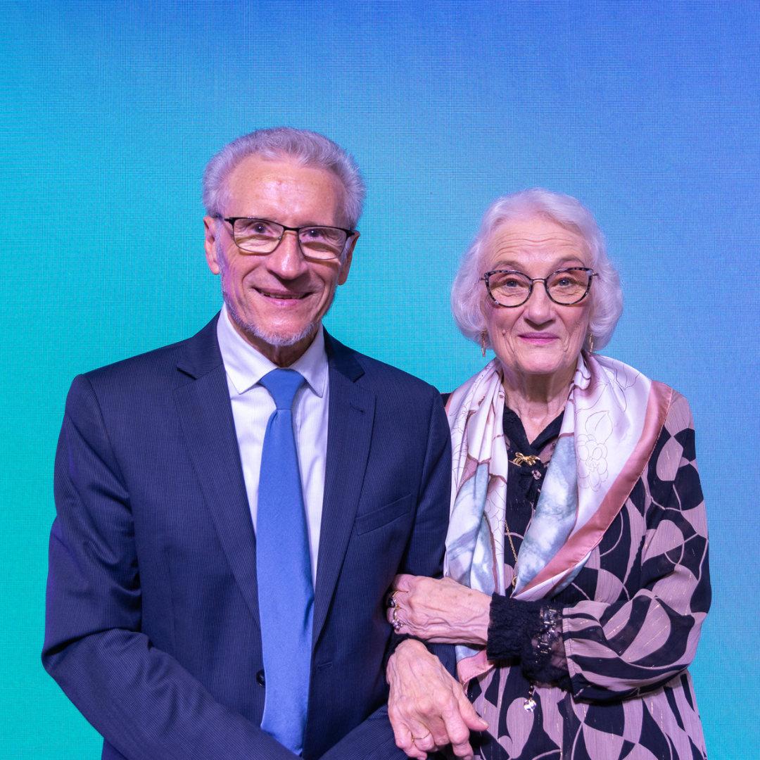 Orange And Black Modern Simple Good Friday Instagram Story (Publication Instagram) (6)